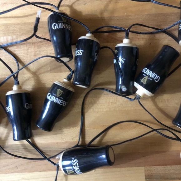 Guinness Draught String Lights Pint Beer Glasses Bar Decor 15 Feet 15 Glasses - Picture 6 of 7